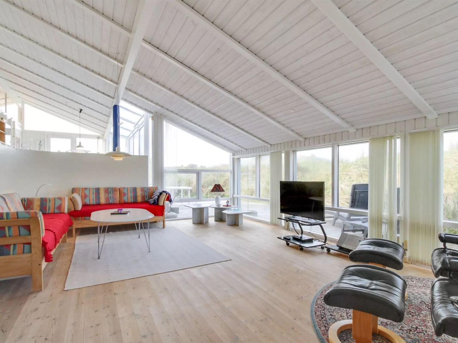 "Avni" - 200m from the sea-Inside