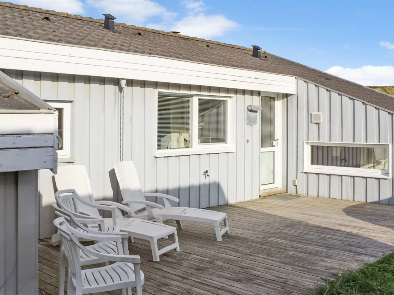 "Avni" - 200m from the sea-Outside