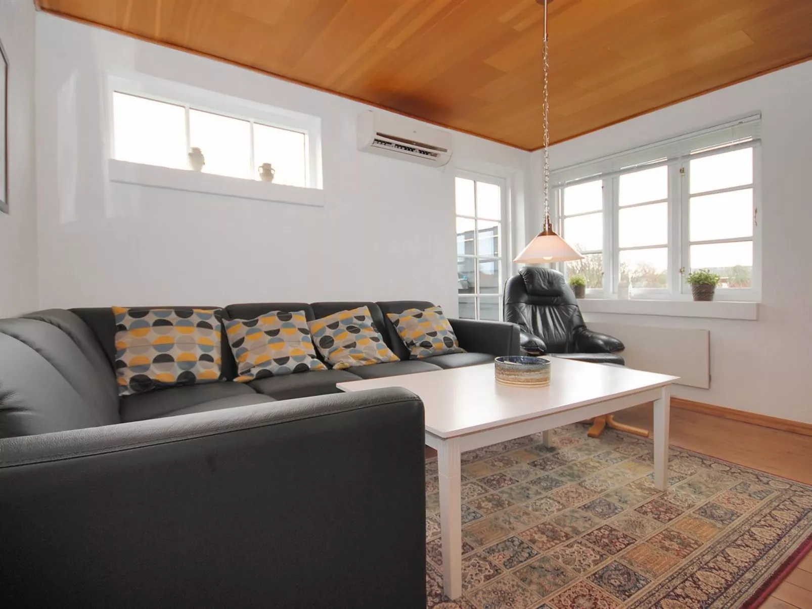 "Indi" - 400m from the sea-Inside