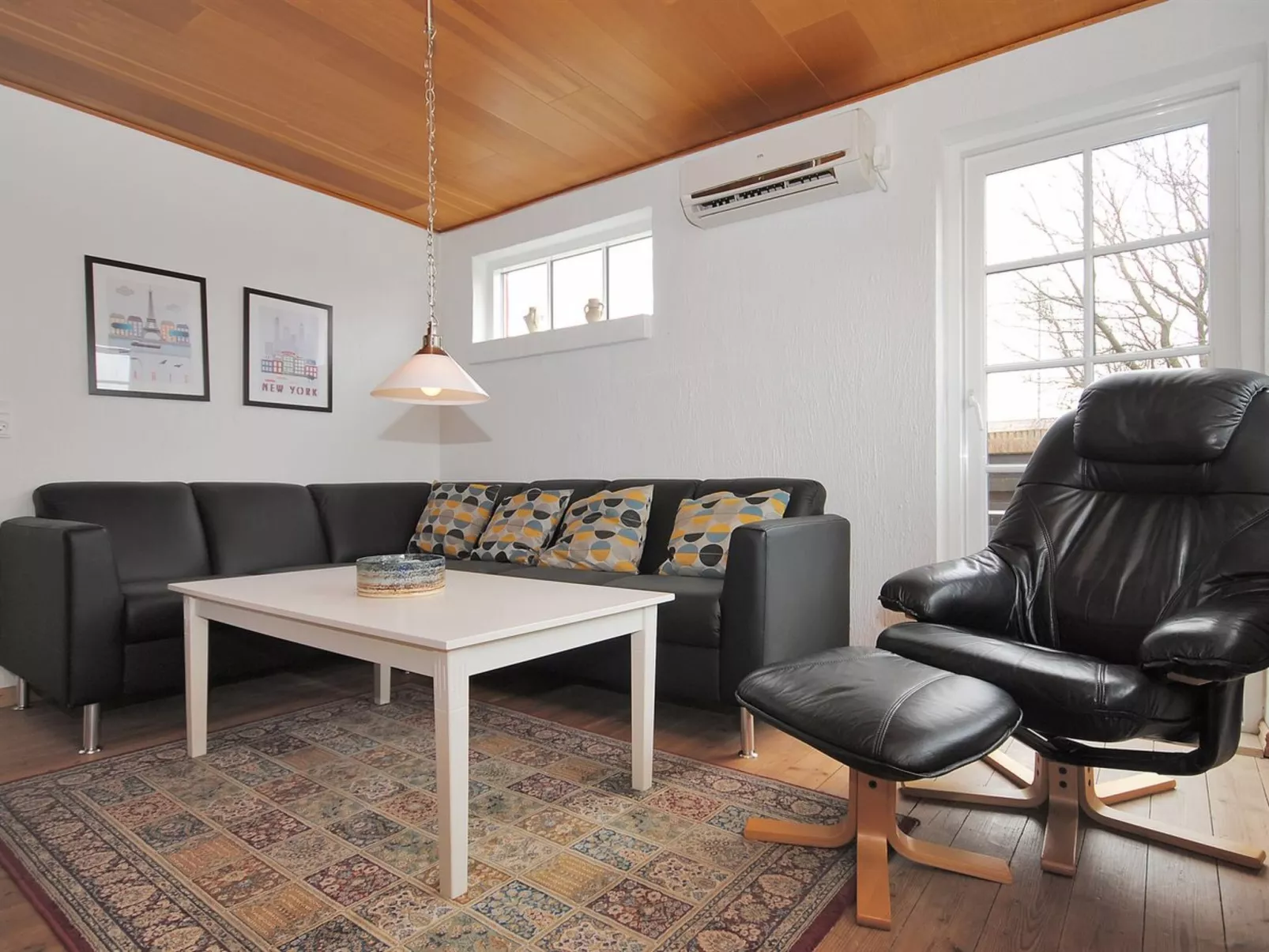 "Indi" - 400m from the sea-Inside