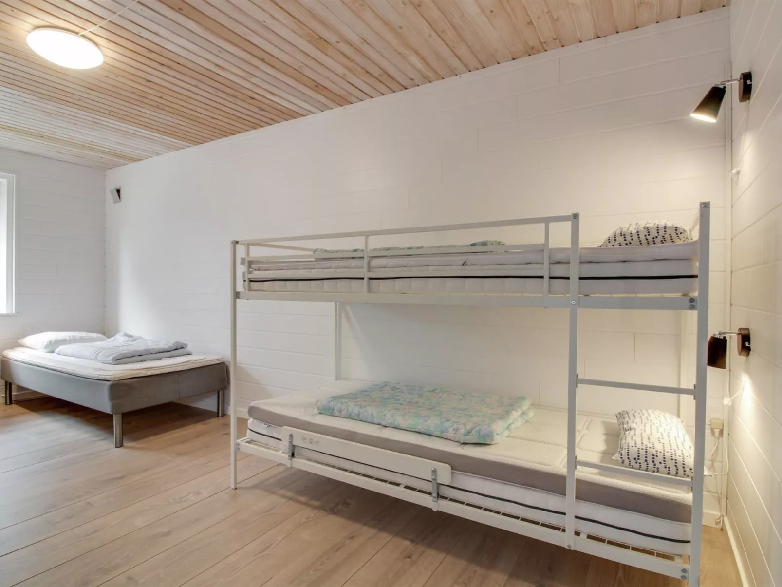 "Solmaz" - 3.5km from the sea-Inside