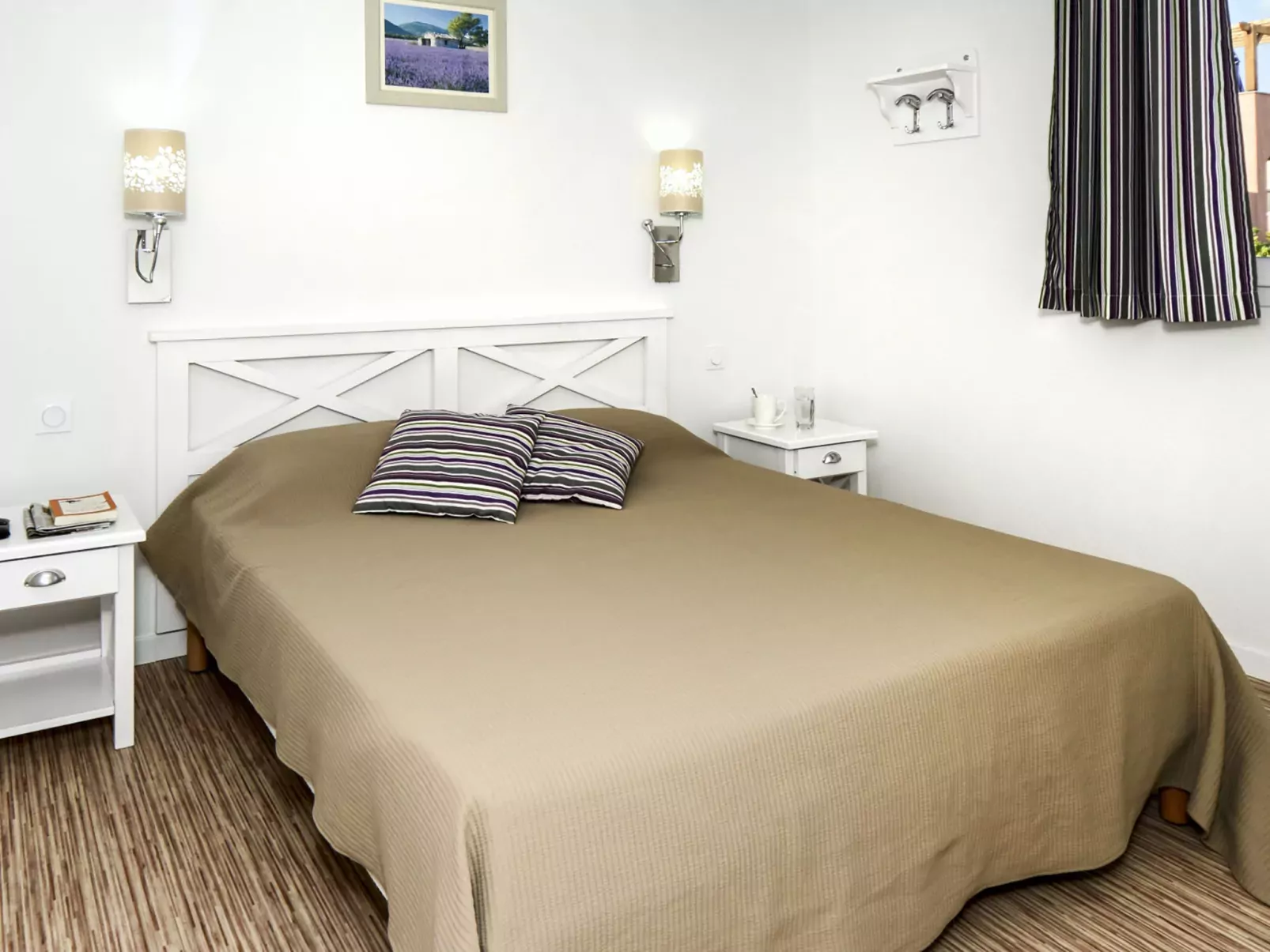 Le Mas des Alpilles-Inside