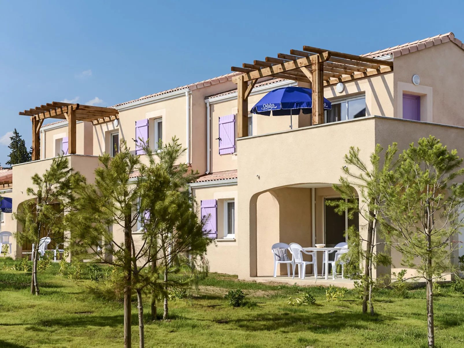Le Mas des Alpilles-Outside