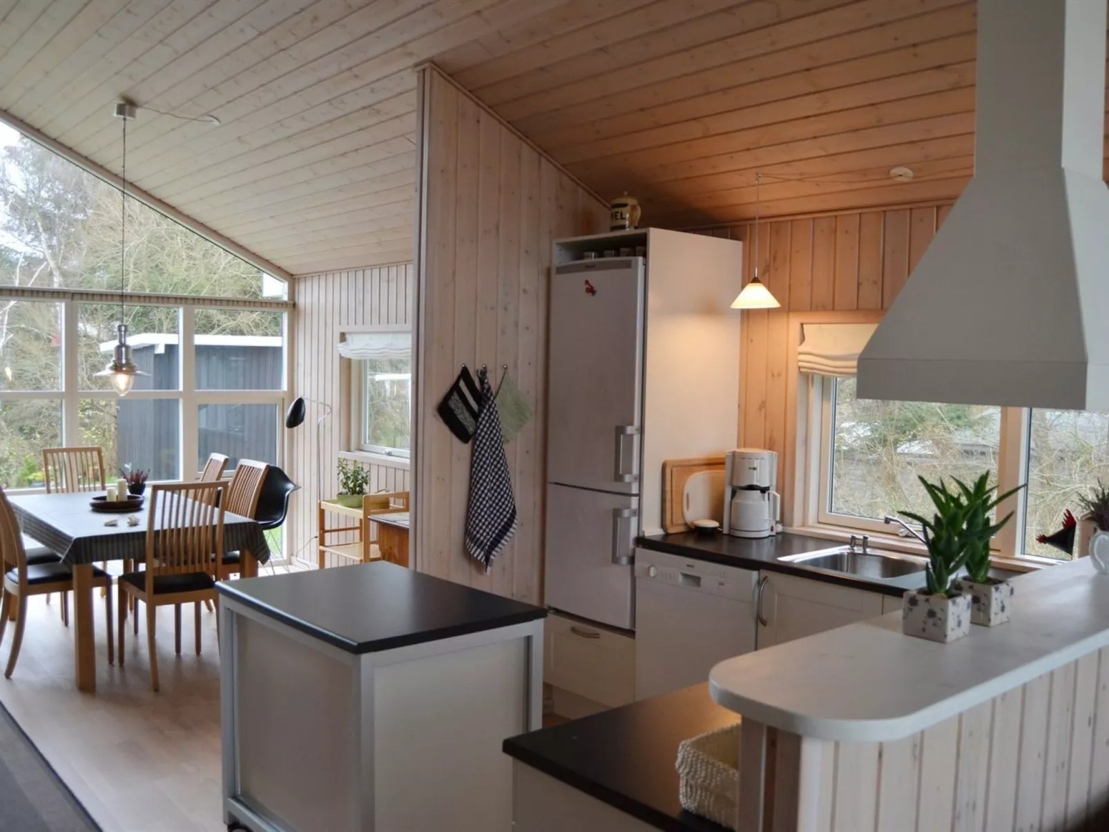 "Fides" - 600m from the sea-Inside