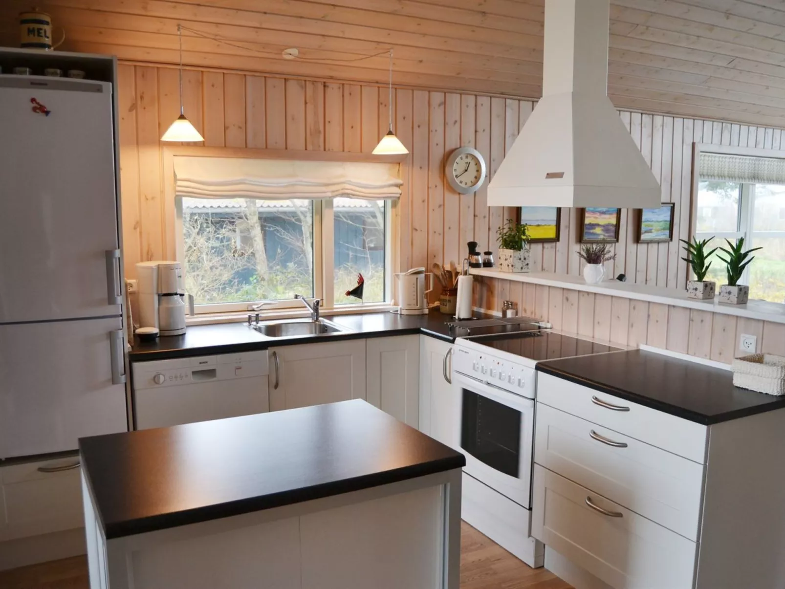 "Fides" - 600m from the sea-Outside