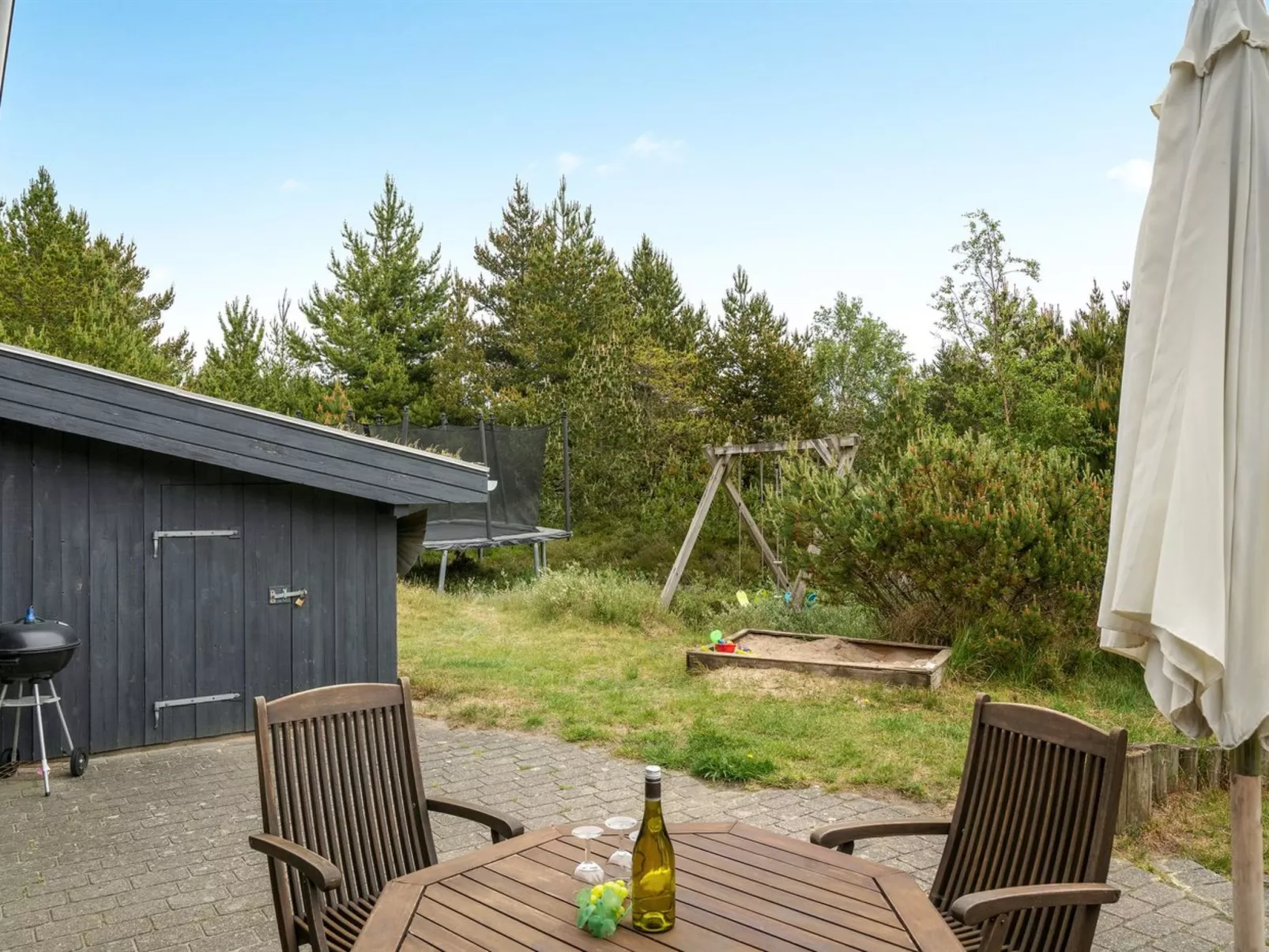 "Roald" - 2.2km from the sea-Draußen