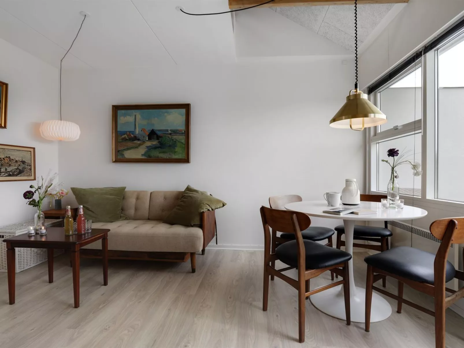 "Roger" - 400m from the sea-Inside