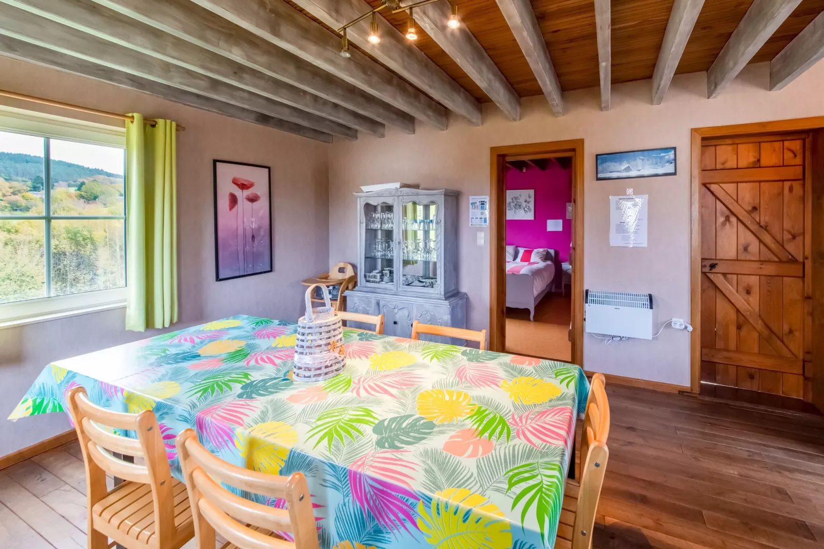 La Vallée des Daims-Dining room