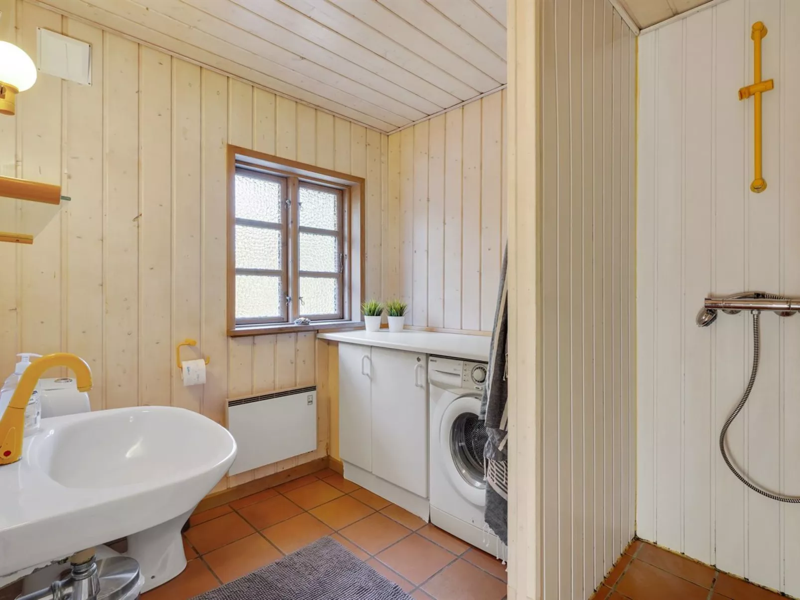 "Heralda" - 3.3km from the sea-Inside