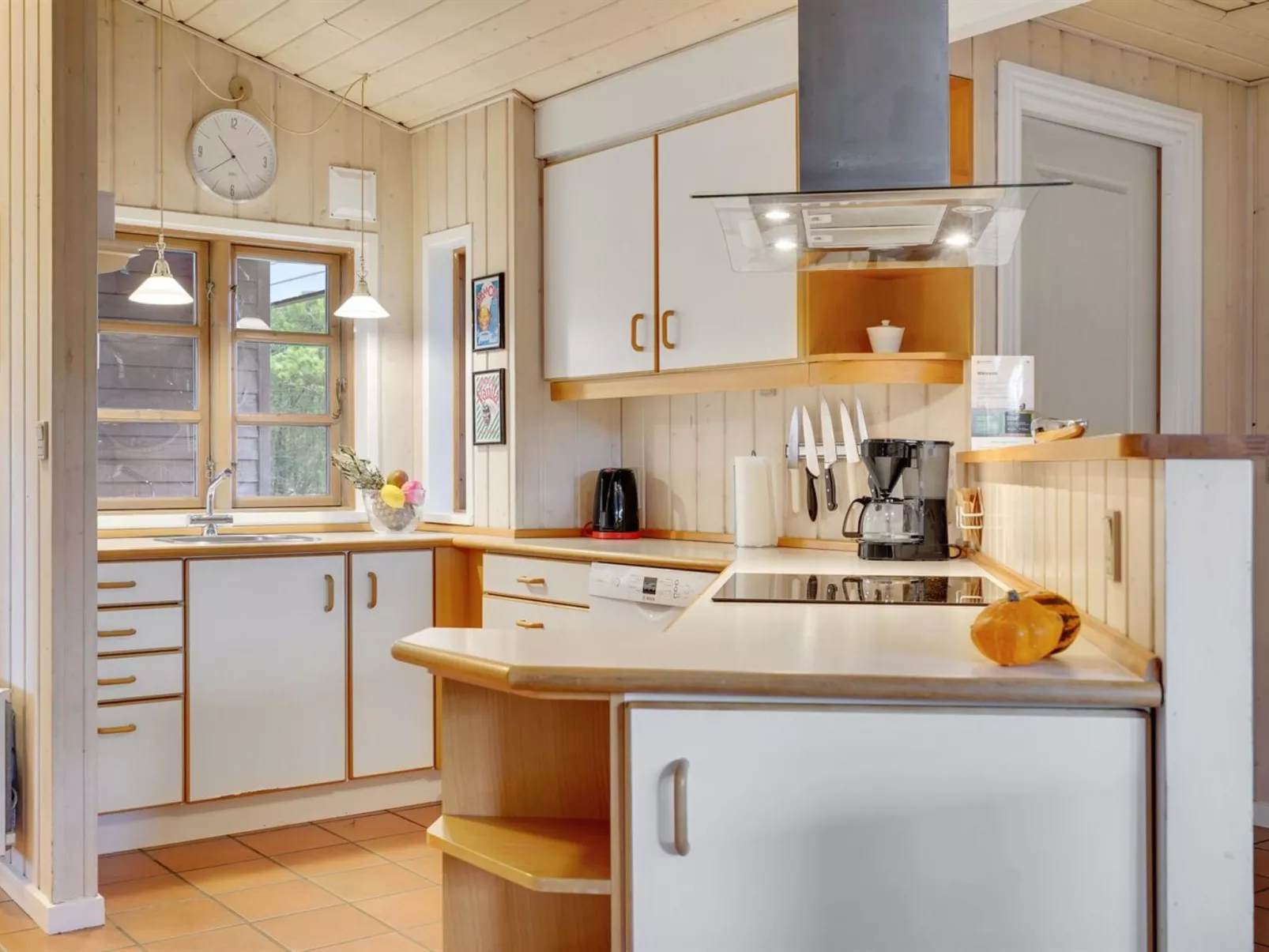 "Heralda" - 3.3km from the sea-Inside