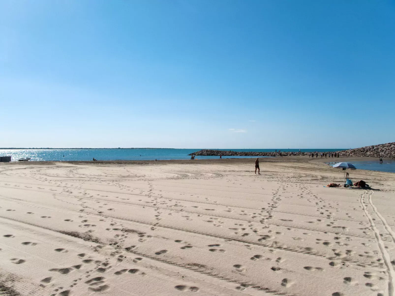 Les Dunes du Soleil-Outside
