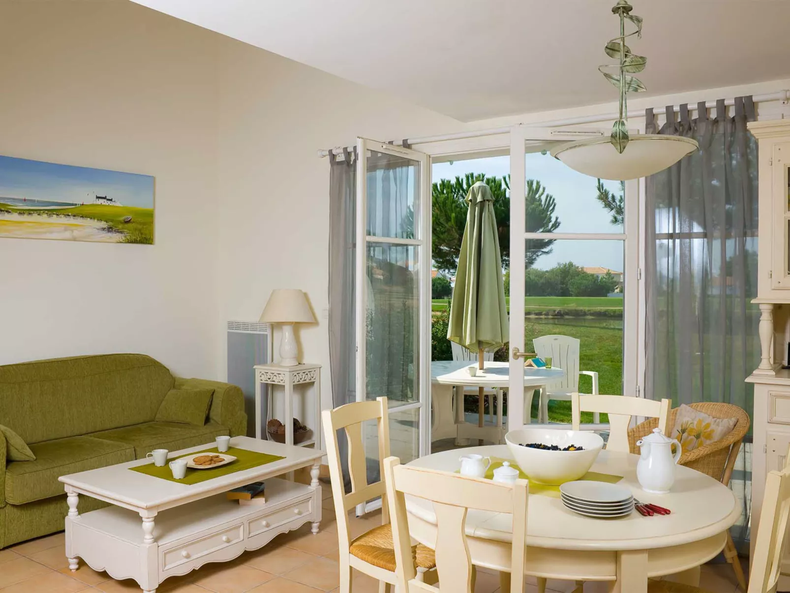 Le Domaine de Fontenelles-Inside