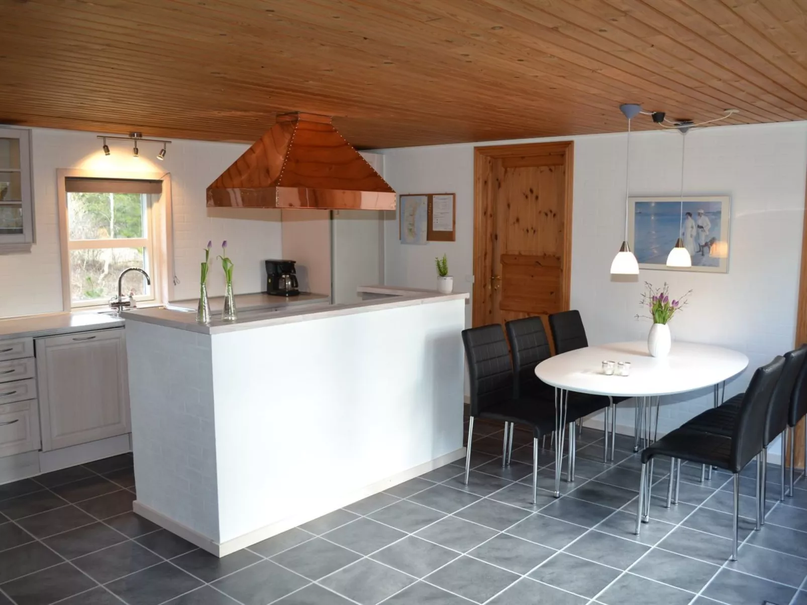 "Troen" - 3.8km from the sea-Inside