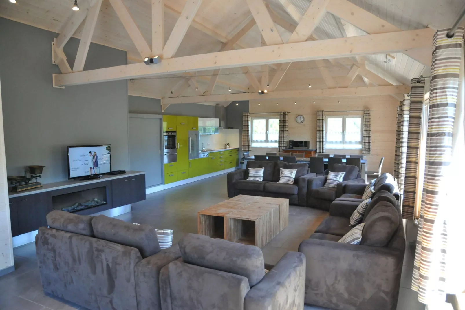 Les Rochettes Mars-Living room