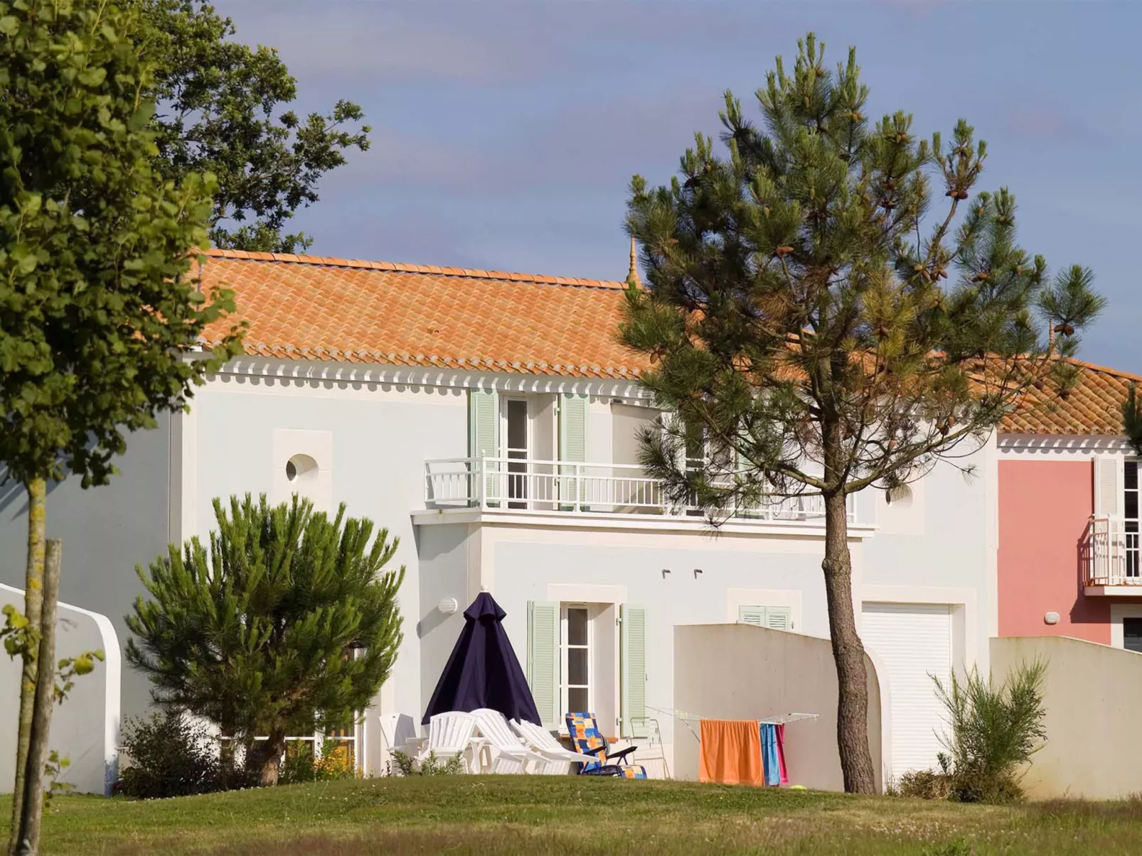 Le Domaine de Fontenelles-Outside