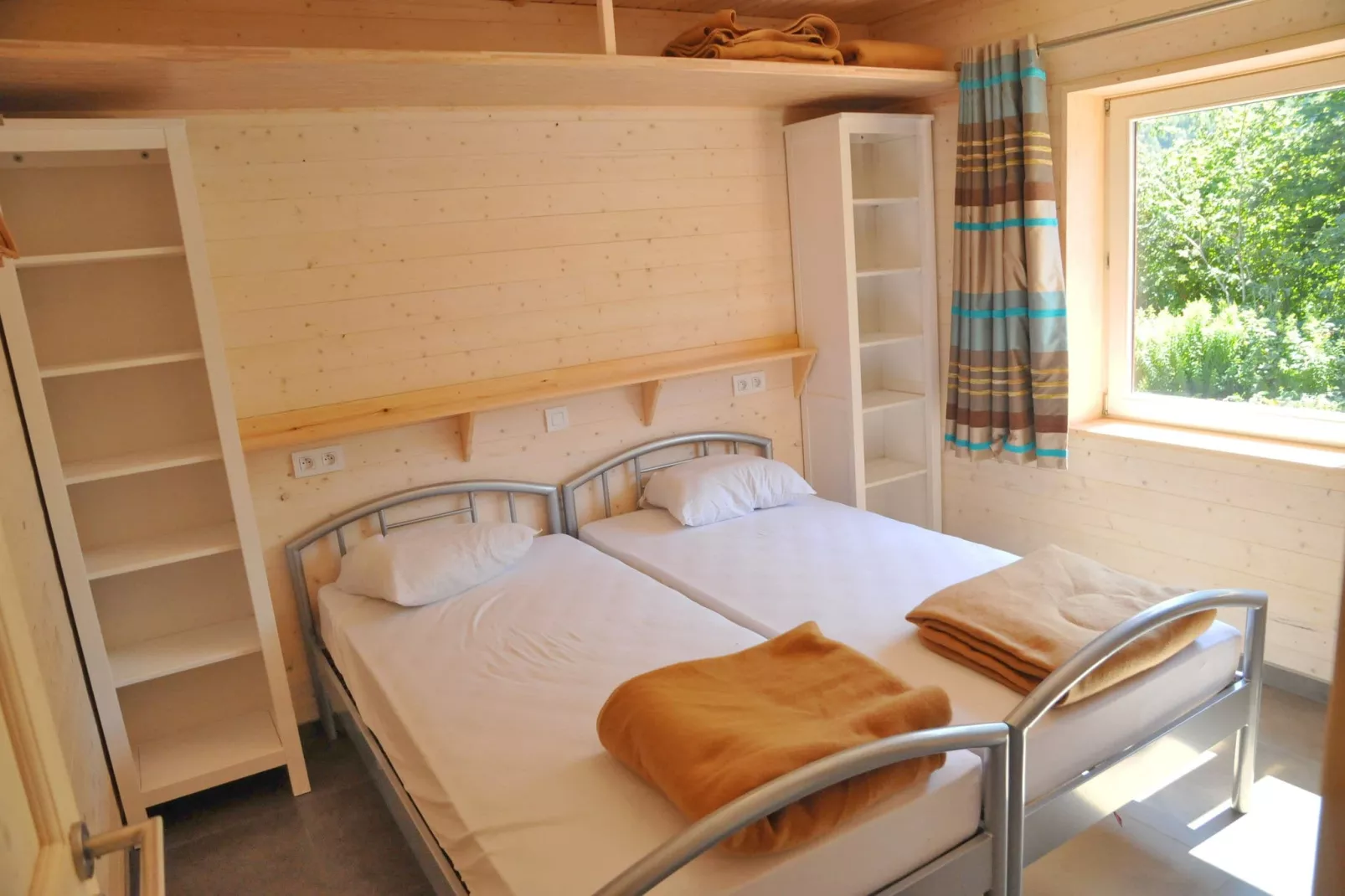 Les Rochettes Mars-Bedroom