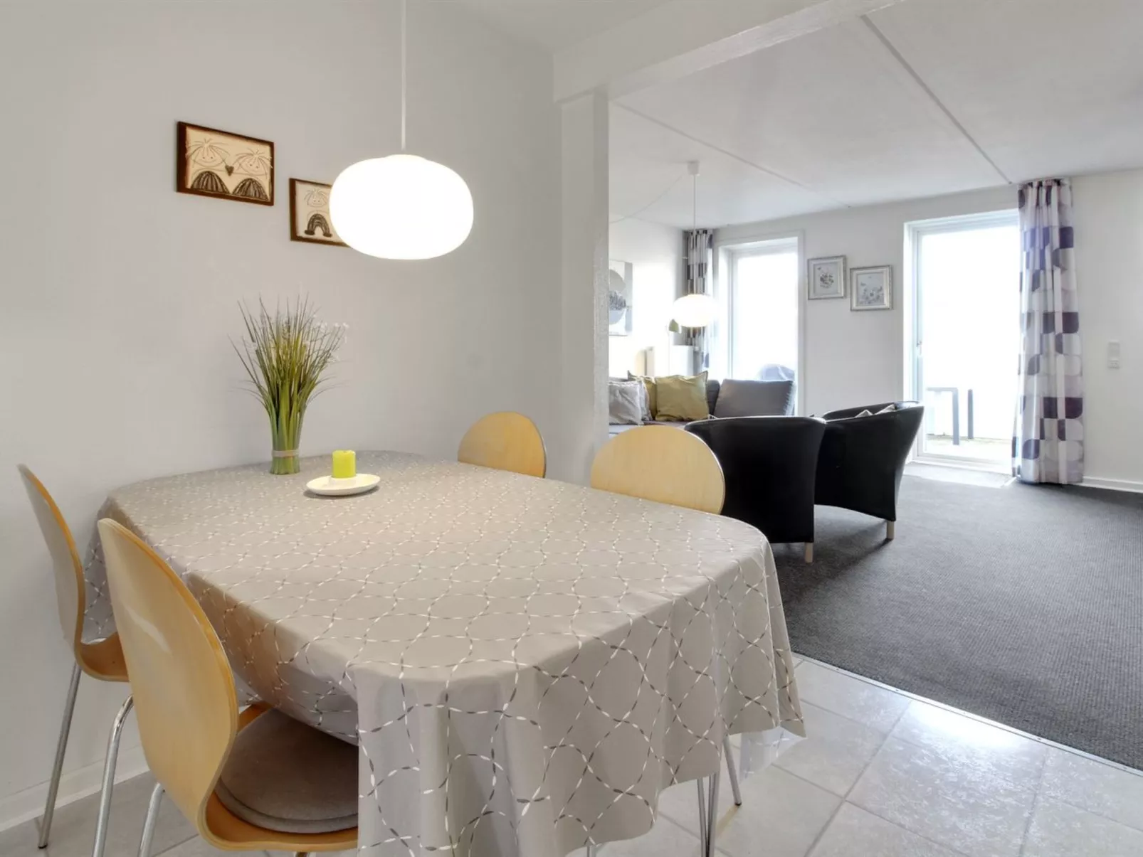 "Héléne" - 2.3km from the sea-Inside
