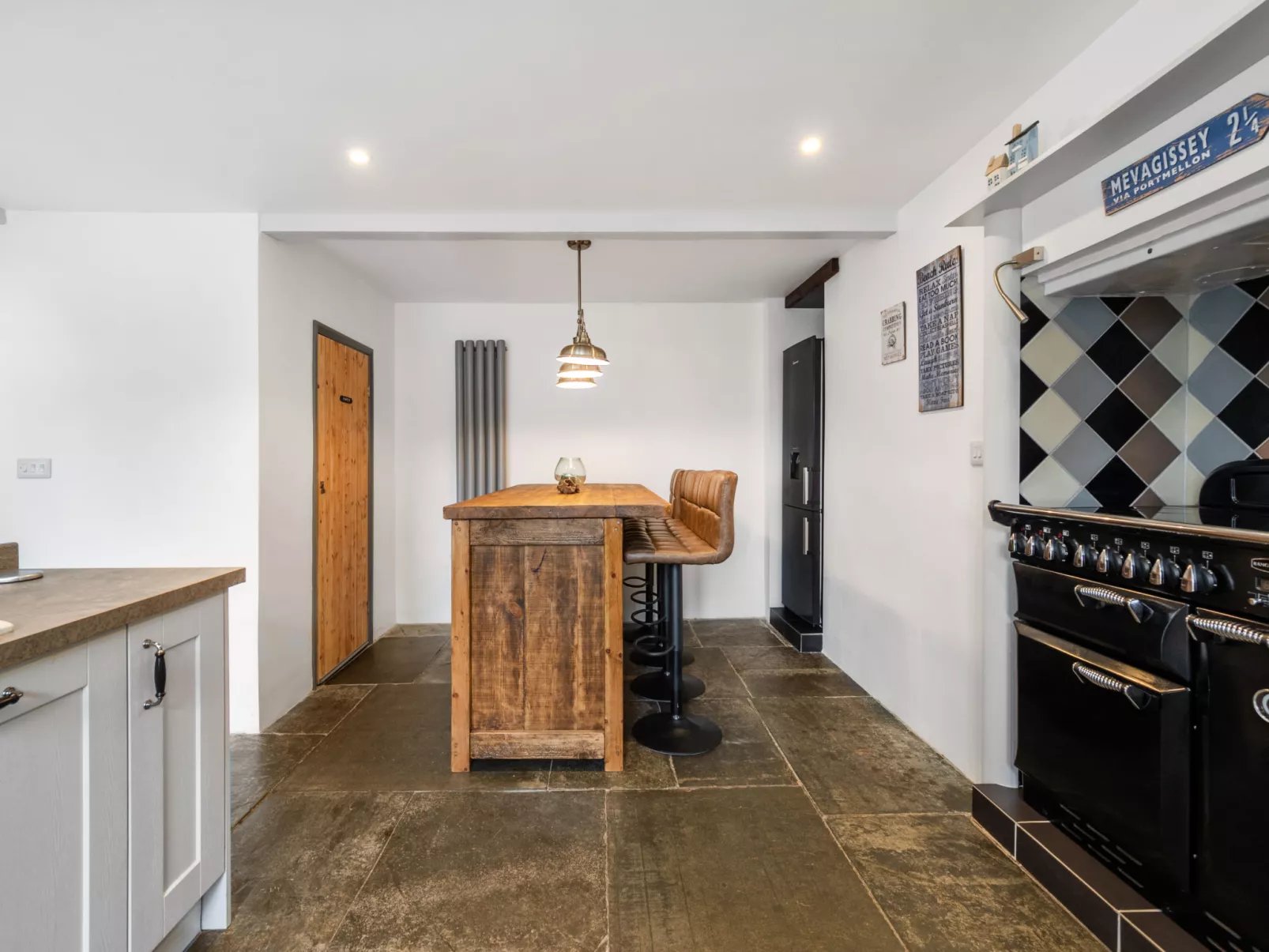 Cherry Orchard House-Inside