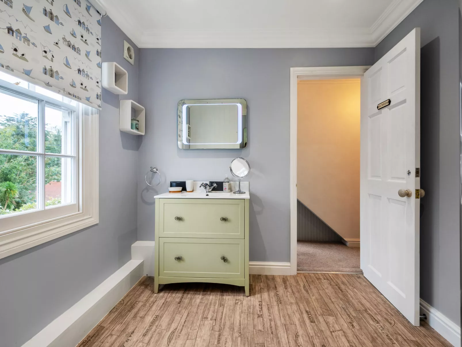 Cherry Orchard House-Inside