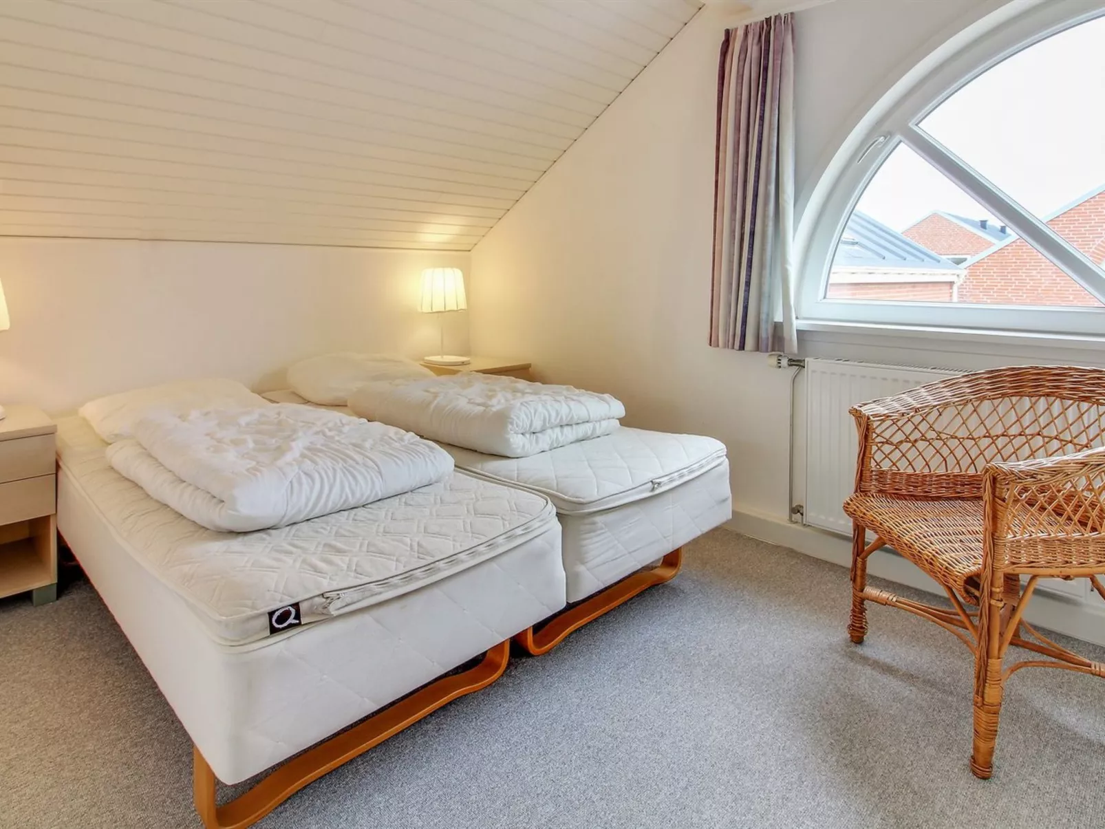 "Herward" - 2.3km from the sea-Drinnen