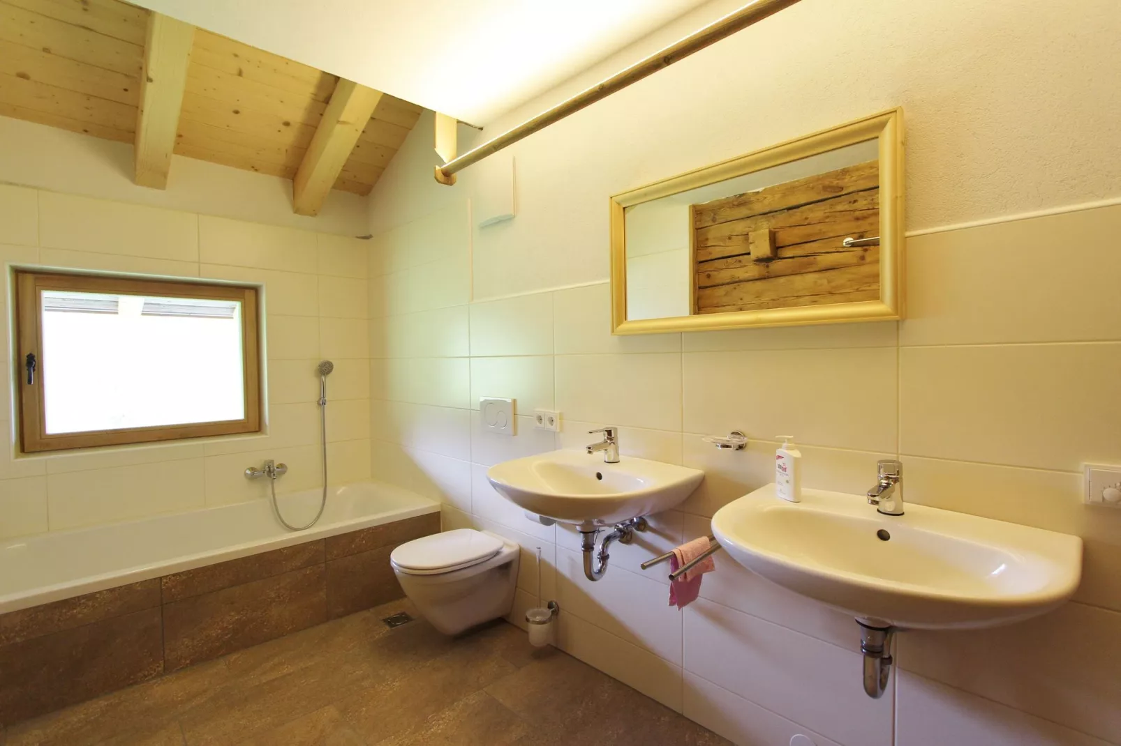 Berghof Webern-Bathroom