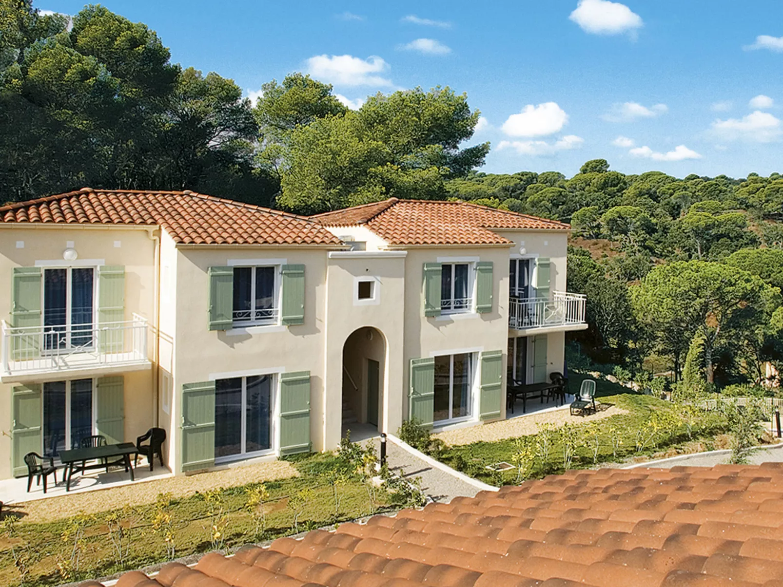 Le Domaine des Eucalyptus-Outside