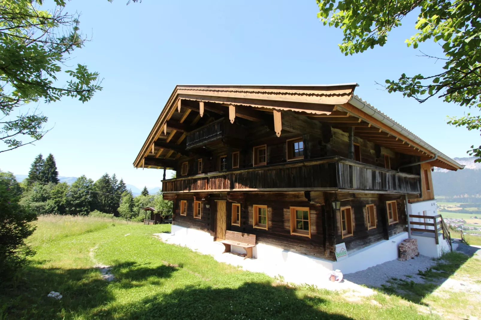 Berghof Webern-Exterior summer