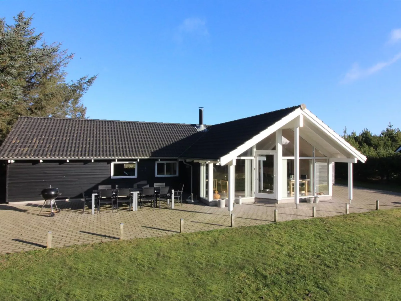 "Synnöve" - 550m from the sea-Outside