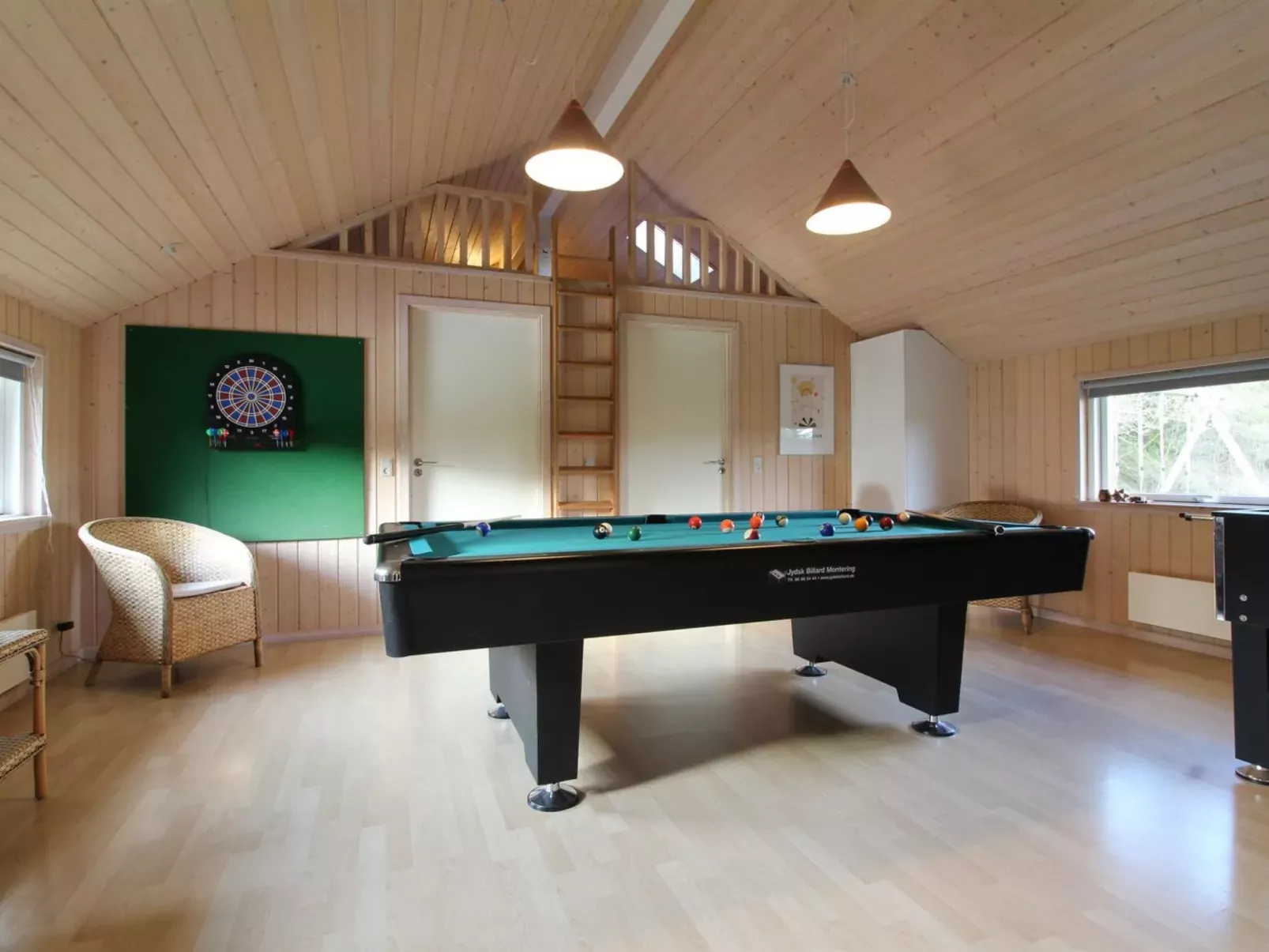 "Synnöve" - 550m from the sea-Inside