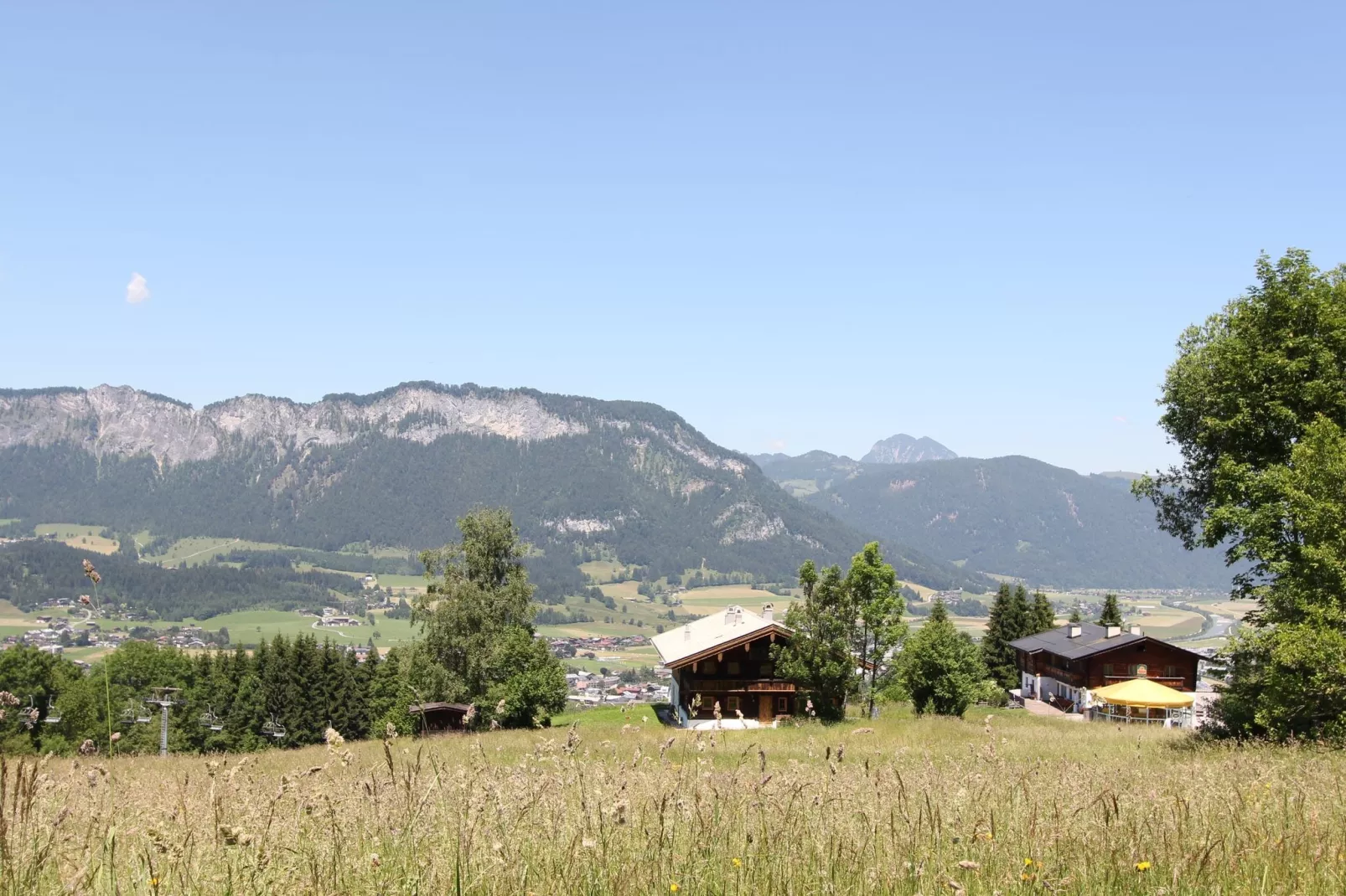 Berghof Webern-Exterior summer