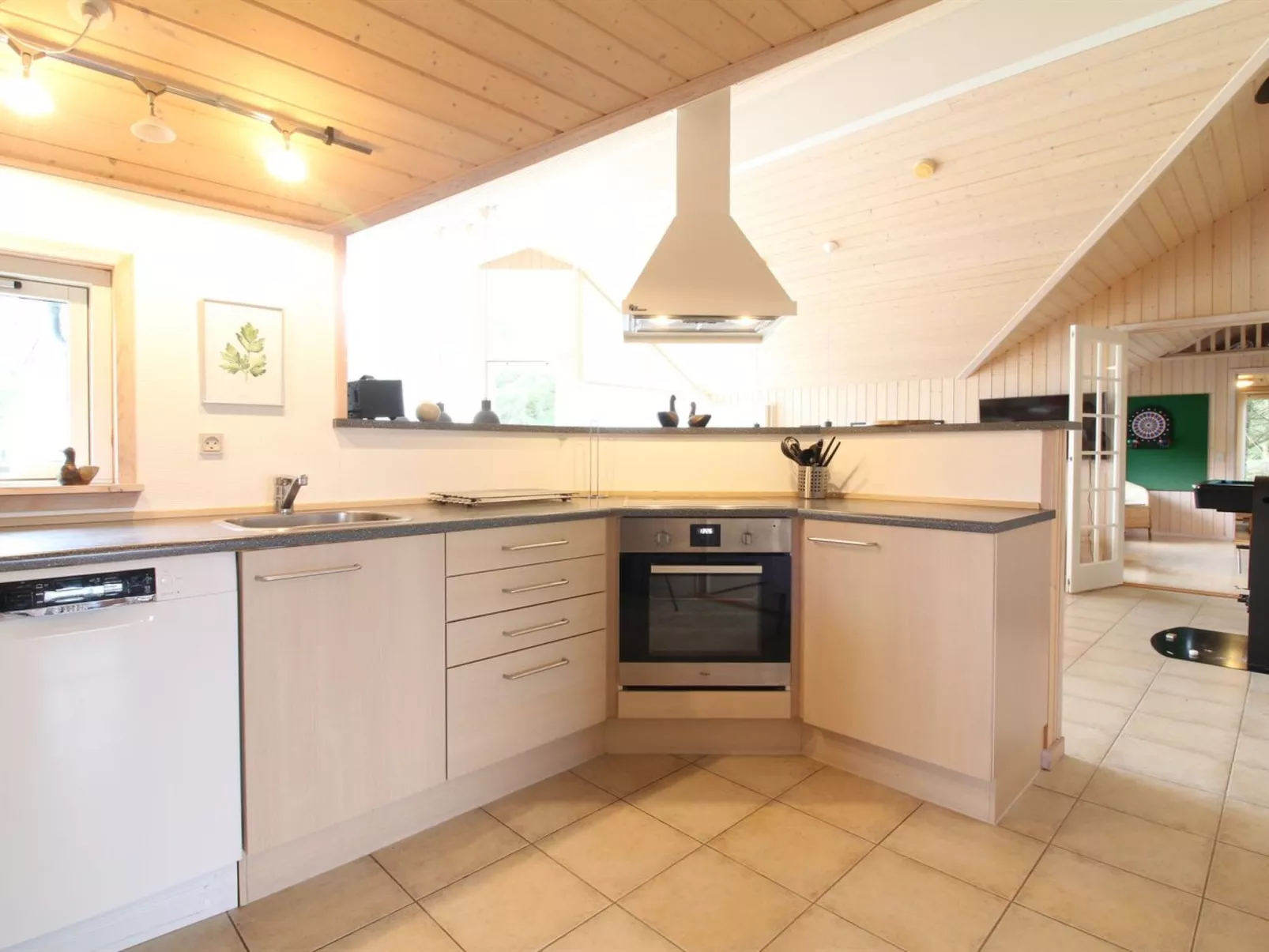 "Synnöve" - 550m from the sea-Inside