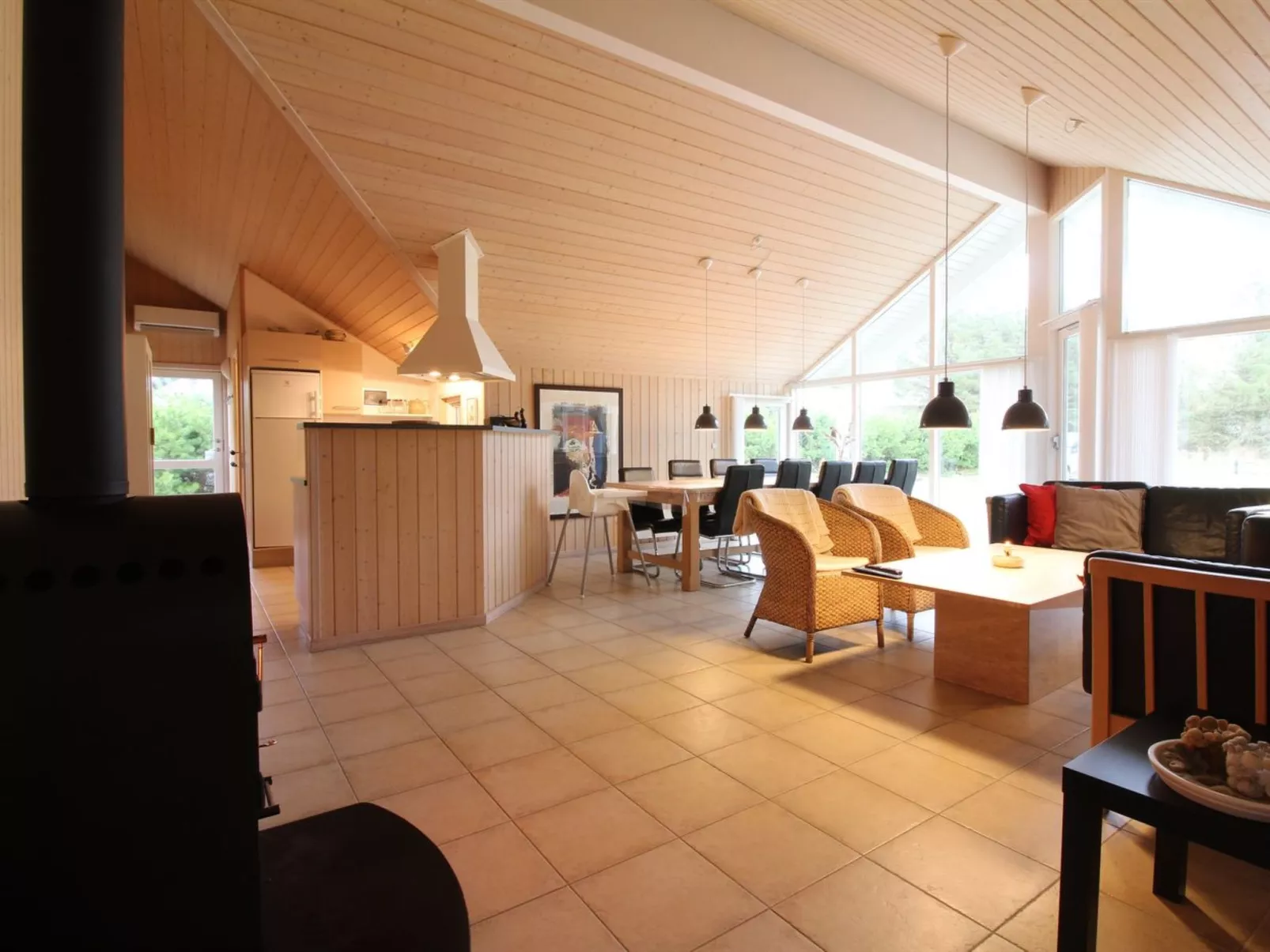 "Synnöve" - 550m from the sea-Inside