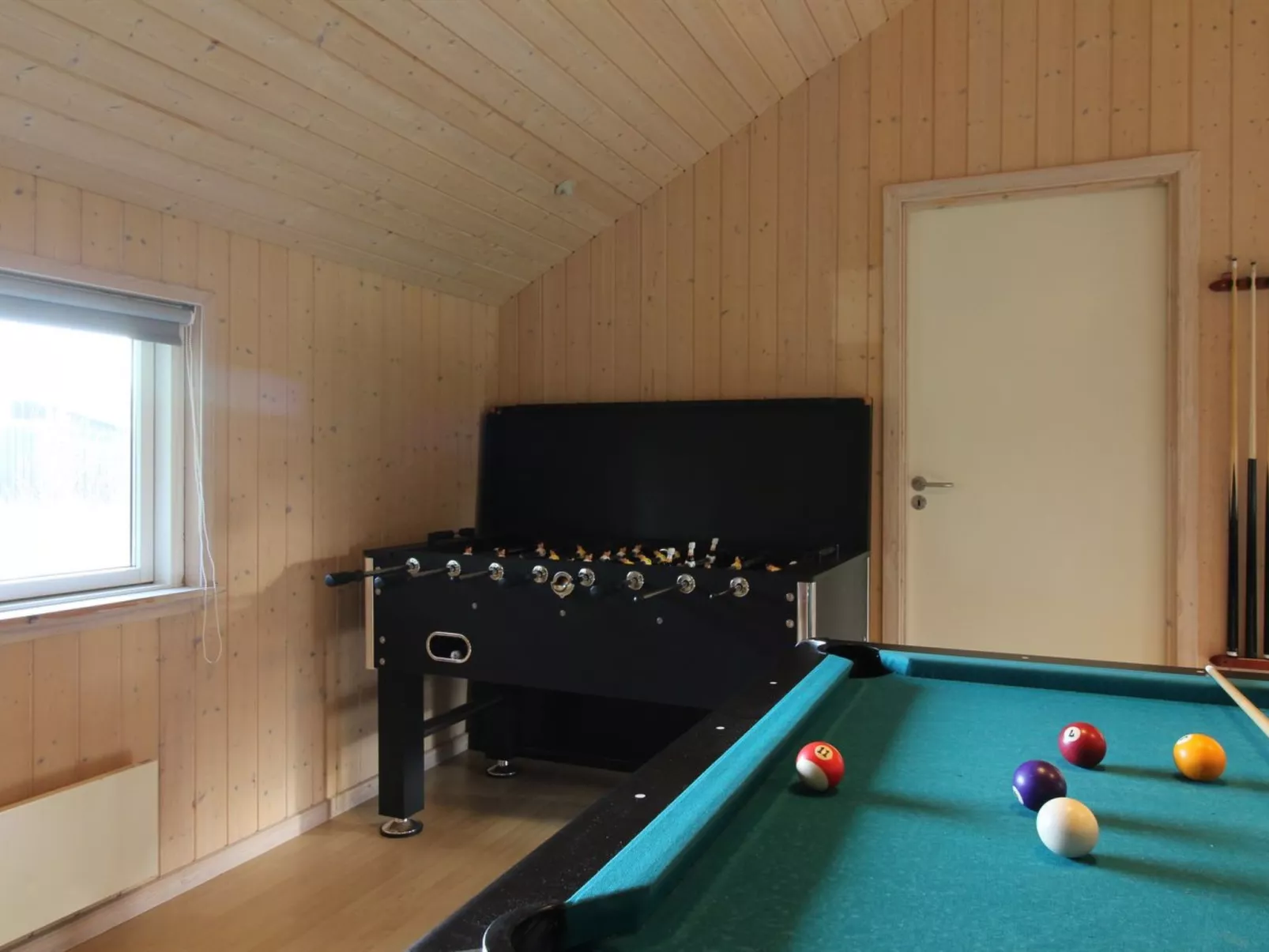 "Synnöve" - 550m from the sea-Inside