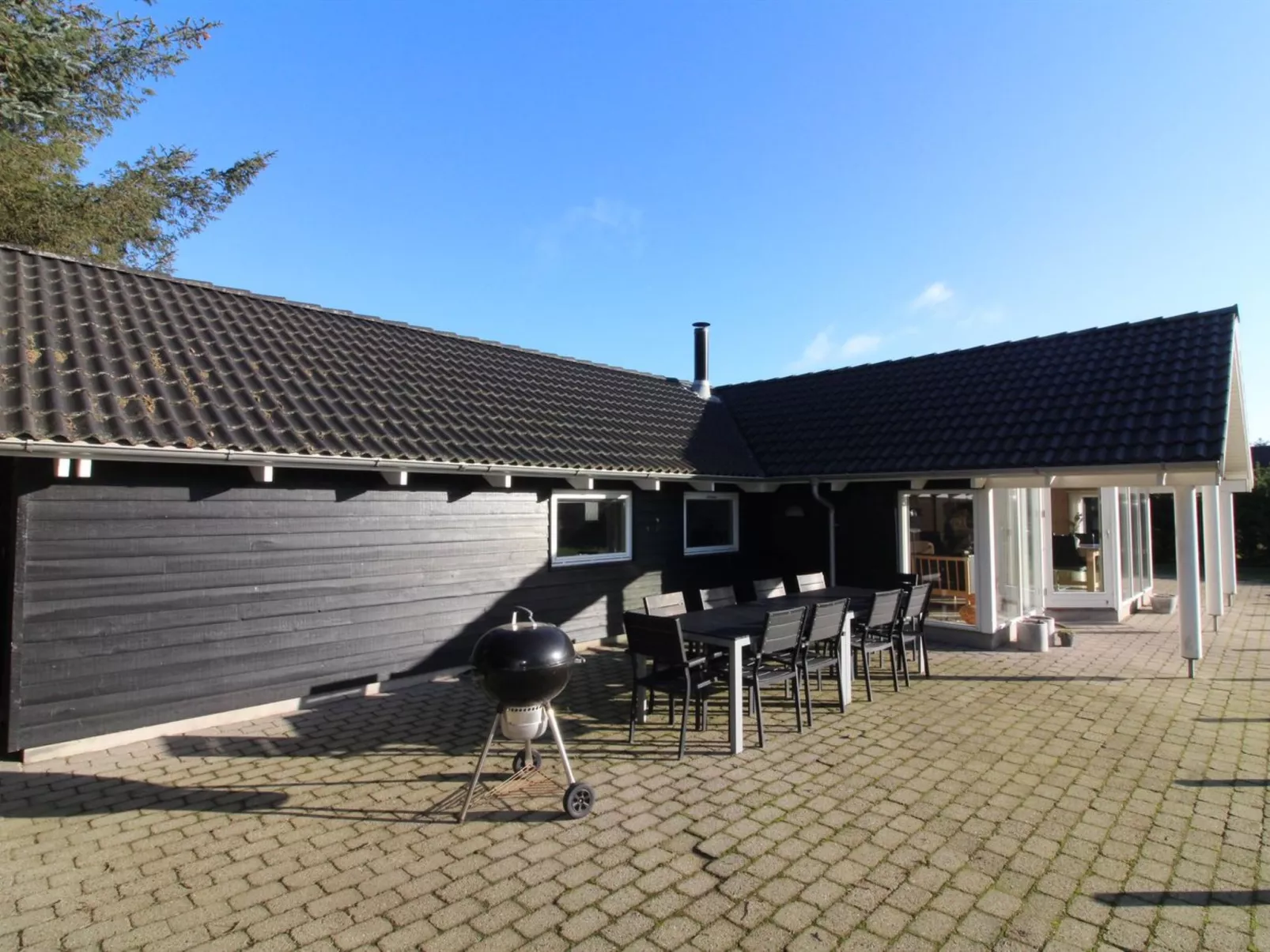 "Synnöve" - 550m from the sea-Outside