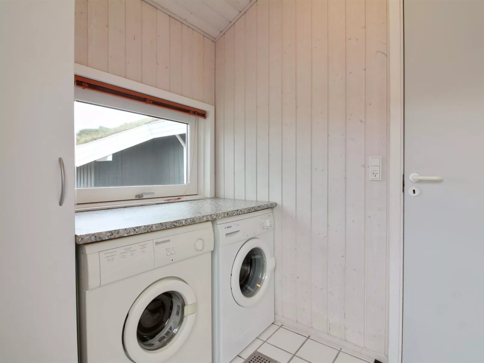 "Solvejg" - 150m from the sea-Drinnen