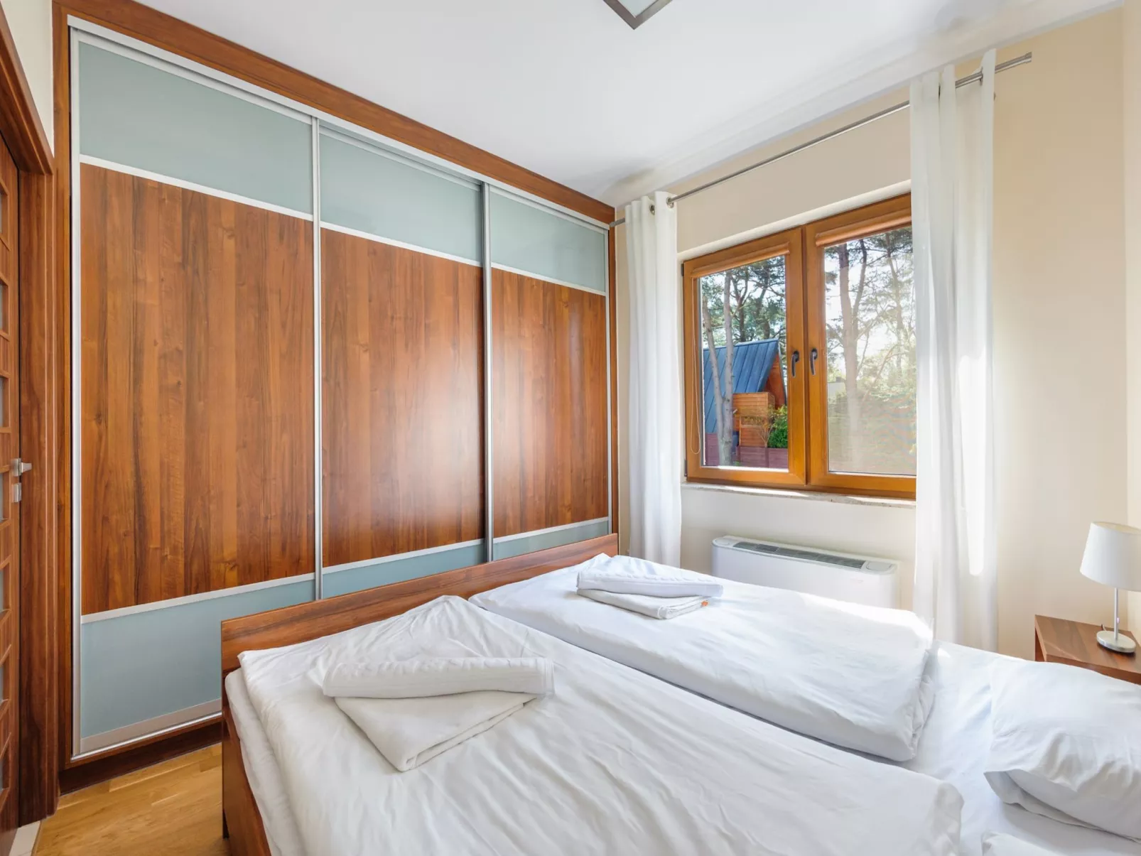 Cztery Pory Roku-Drinnen