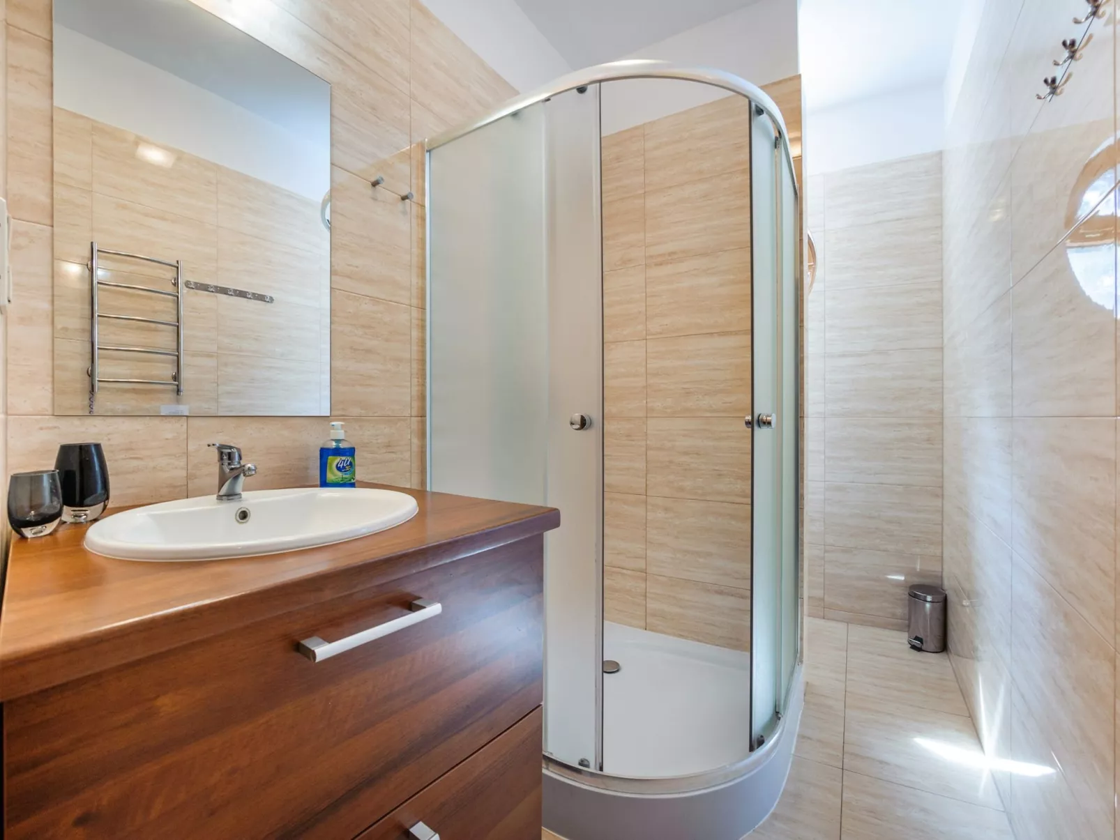 Cztery Pory Roku-Drinnen