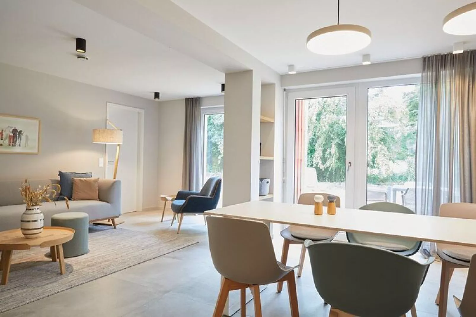 Bades Huk Hohenkirchen-2 Schlafzimmer-Esszimmer