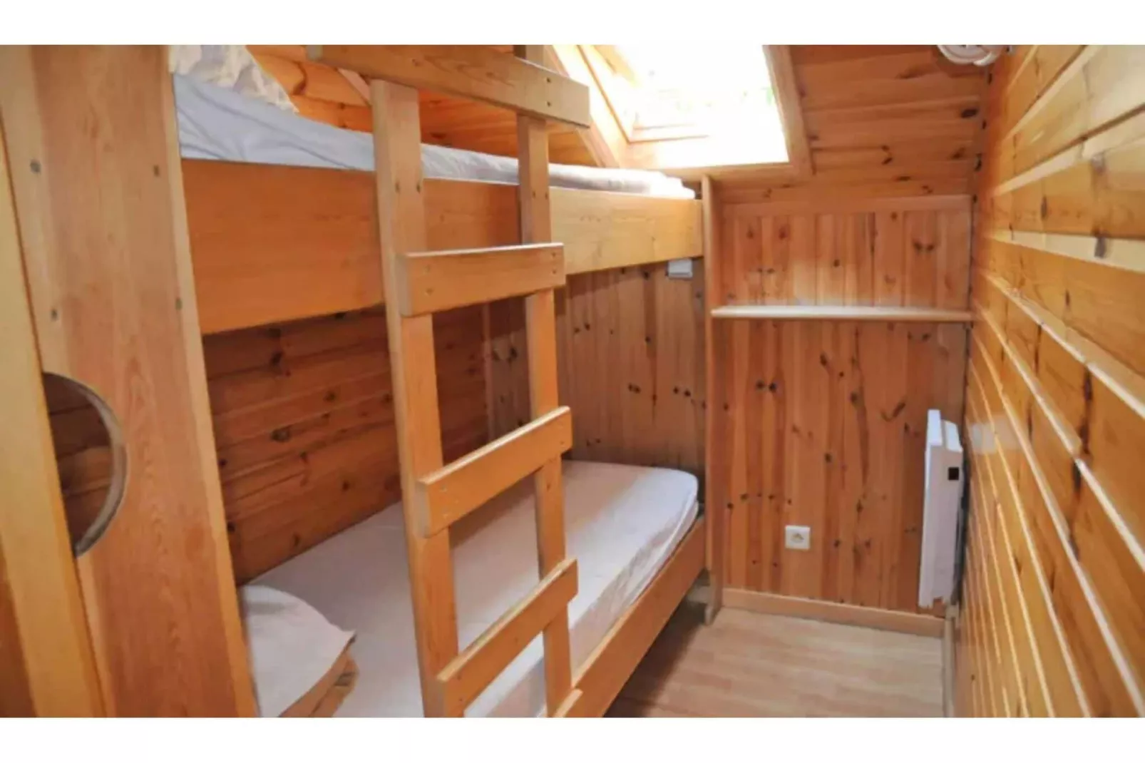 Les Rochettes Jupiter-Bedroom