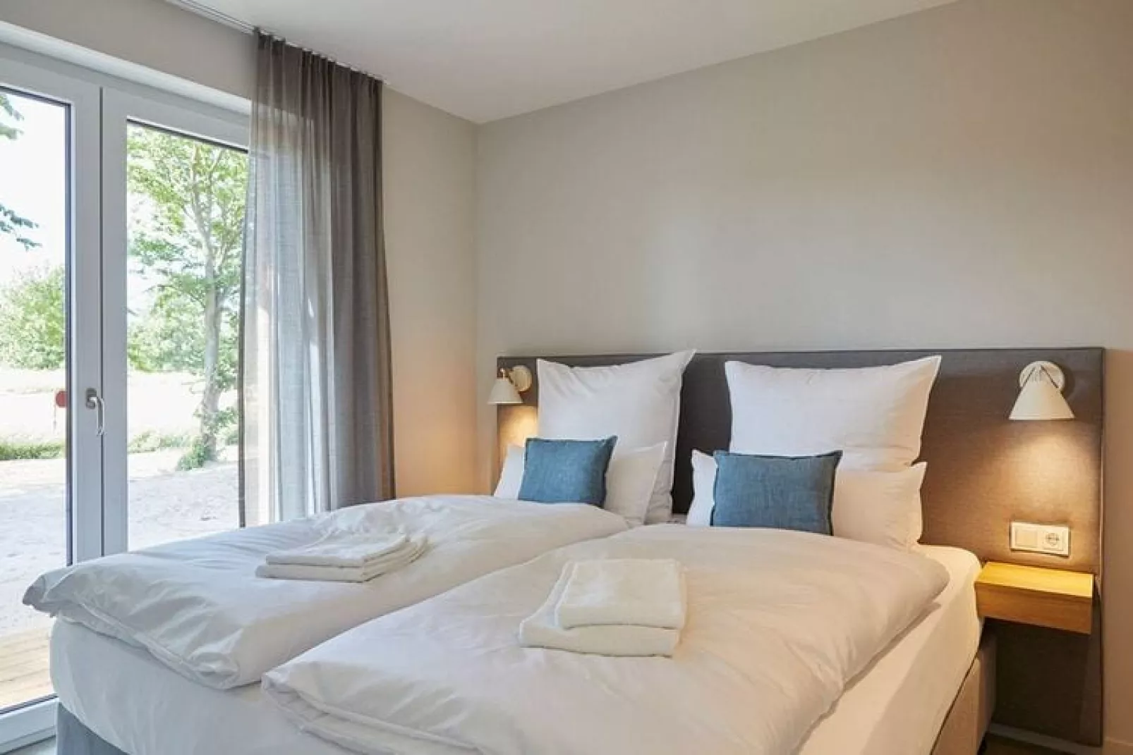 Bades Huk Hohenkirchen-2 Schlafzimmer-Schlafzimmer