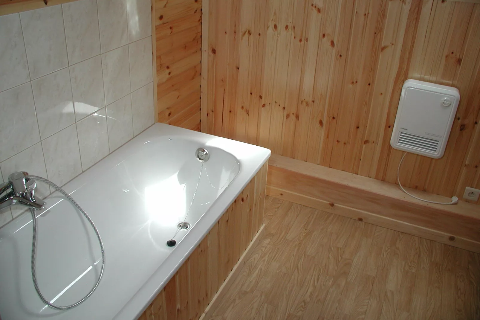 Les Rochettes Jupiter-Bathroom