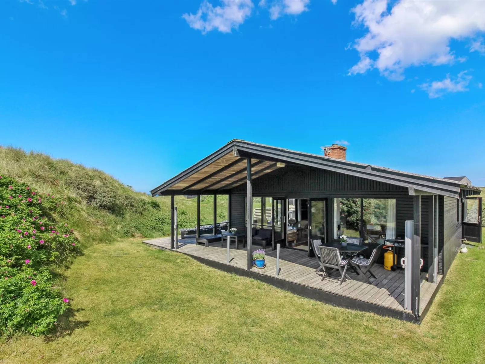 "Tulir" - 300m from the sea-Outside