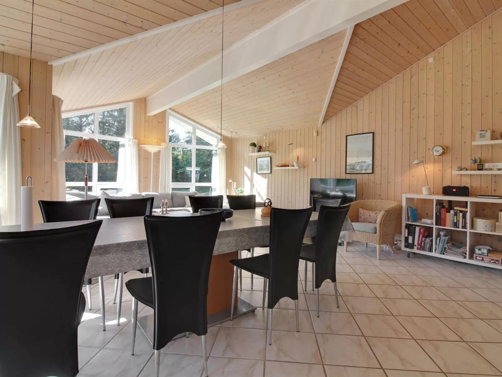 "Aniki" - 1.4km from the sea-Inside