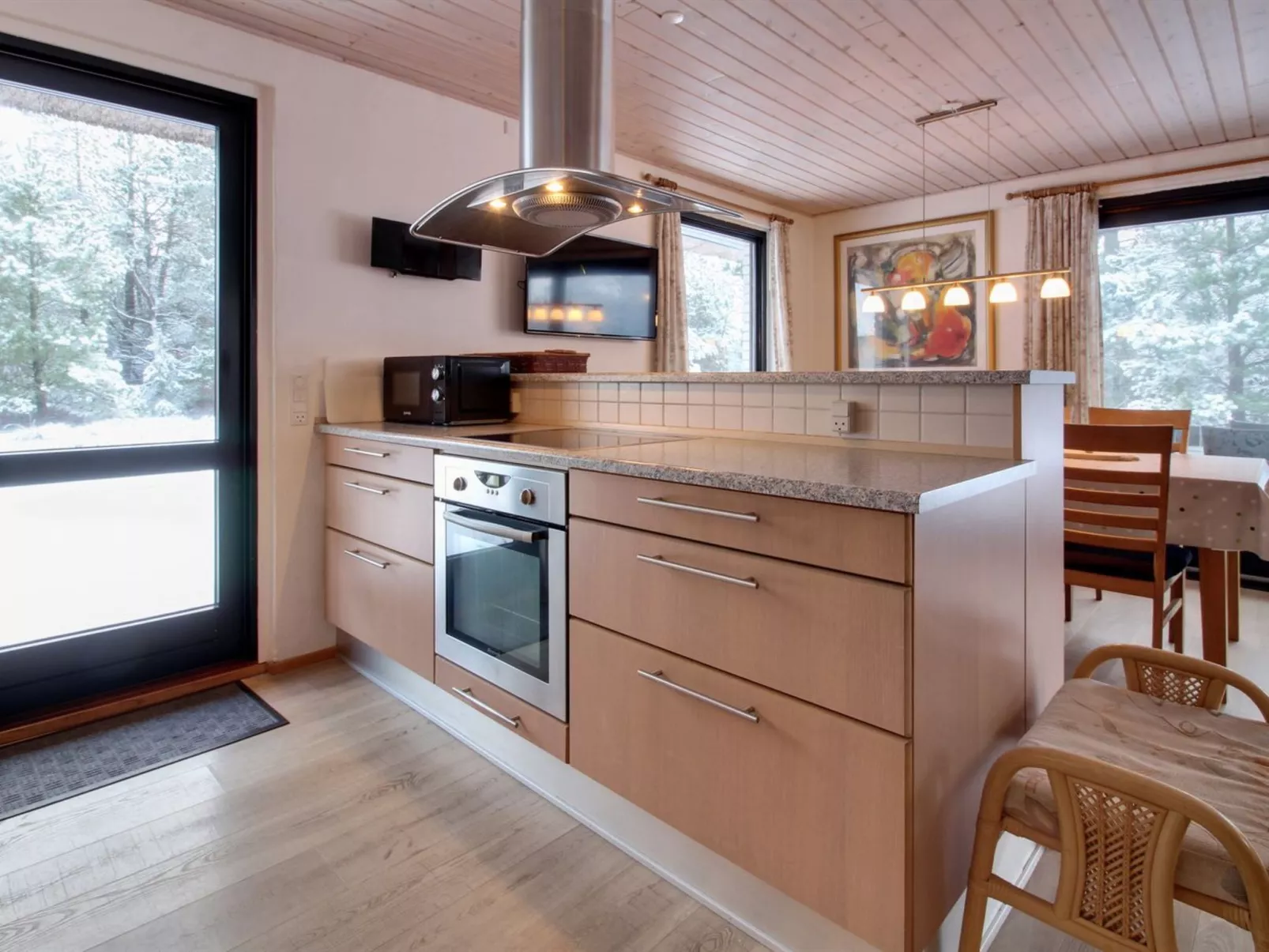 "Vendela" - 2.5km from the sea-Inside