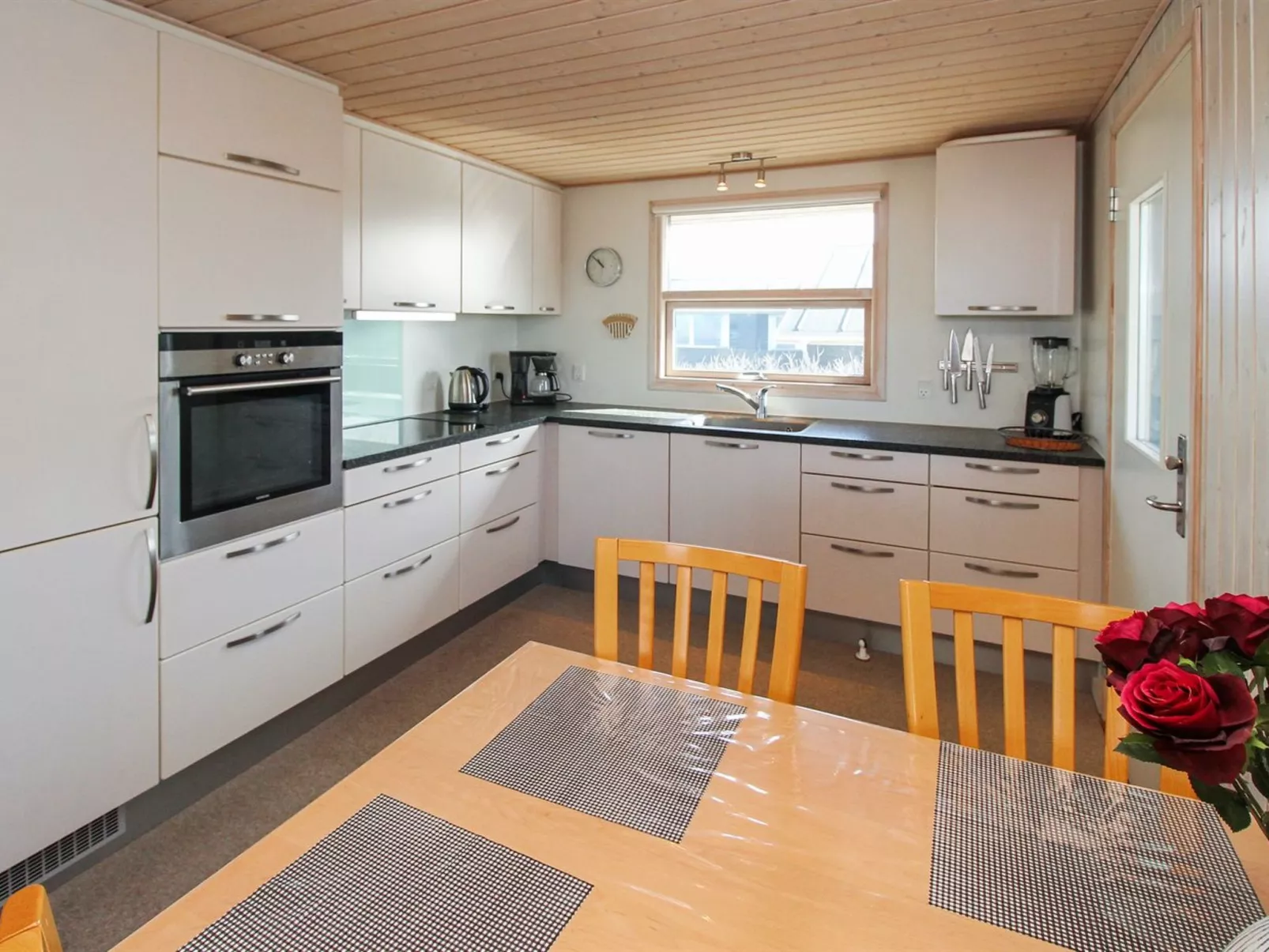 "Fabiola" - 200m from the sea-Inside