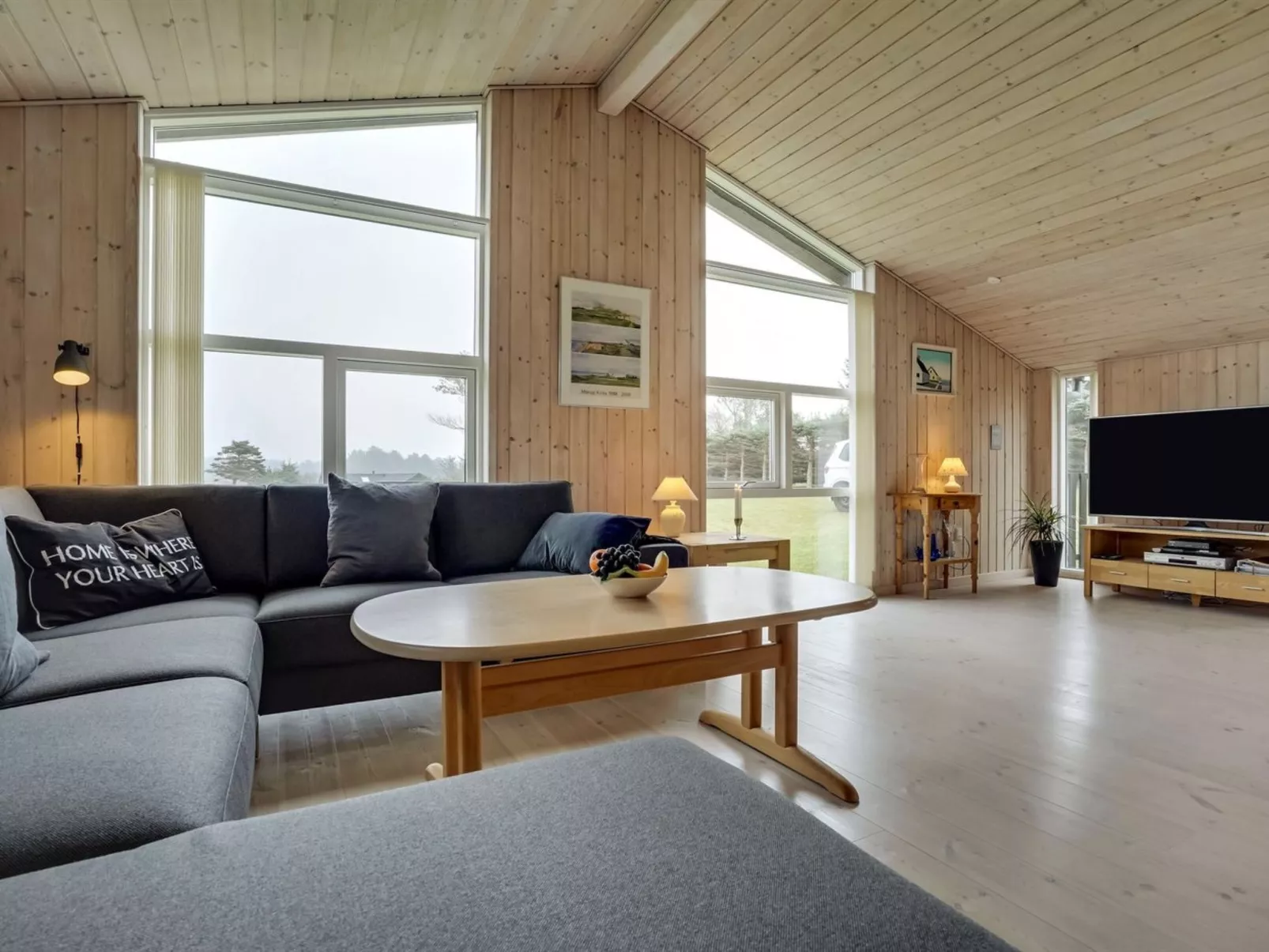 "Sampsa" - 600m from the sea-Drinnen