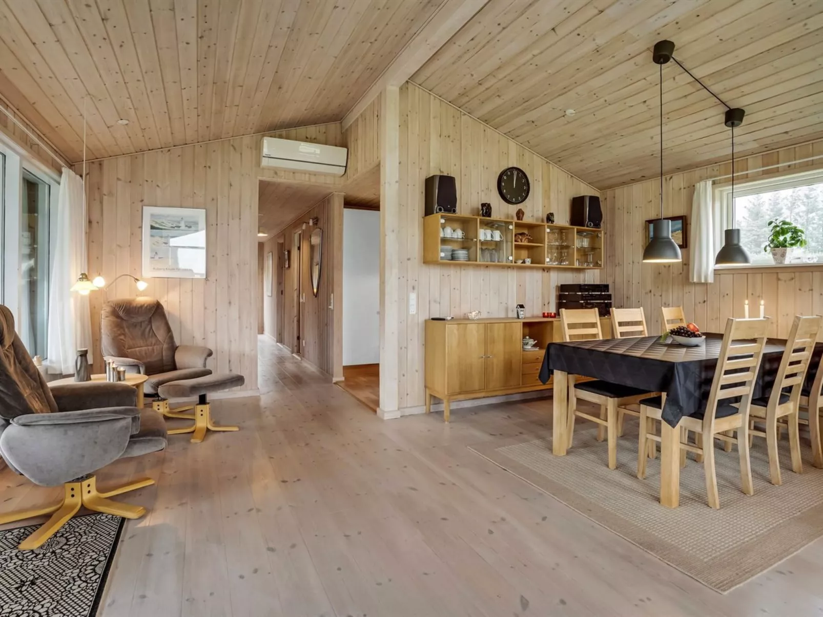 "Sampsa" - 600m from the sea-Drinnen