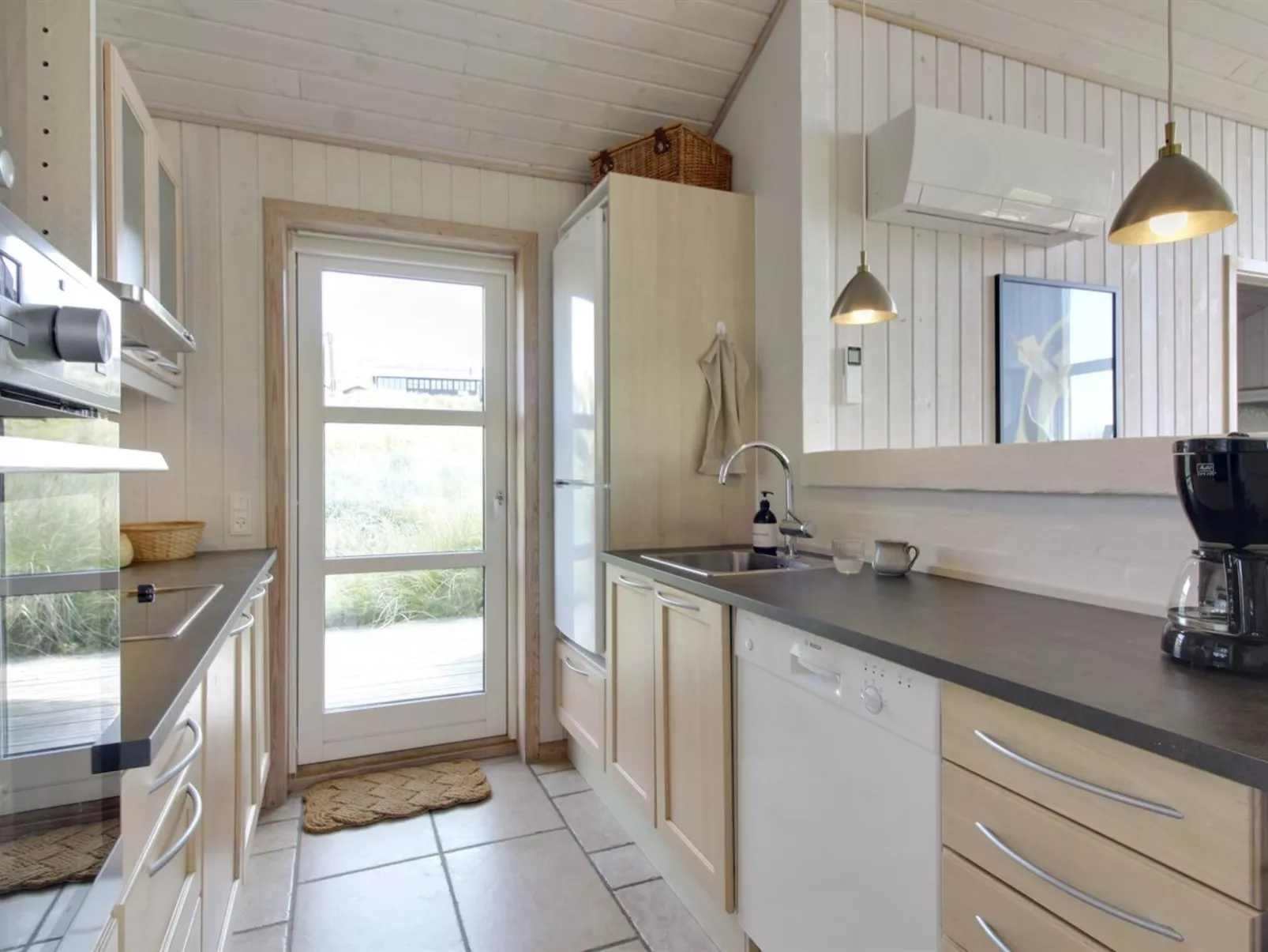 "Åmunde" - 150m from the sea-Inside