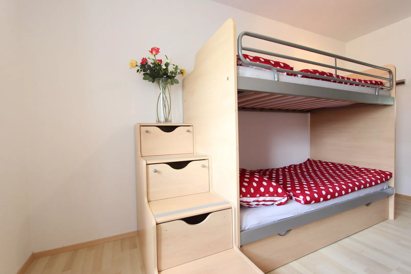 Limm-Bedroom