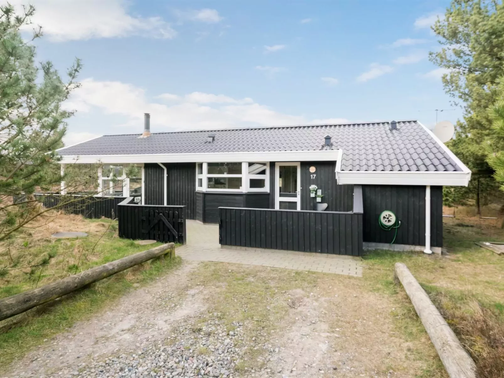 "Börge" - 3.9km from the sea-Outside